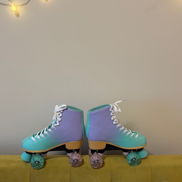 Purple and Green Roller Skates - Picture 8 of 8
